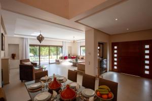 Serene Villa Golf Noria Marrakech Private Garden Golf View 3 Bedrooms - Mo
