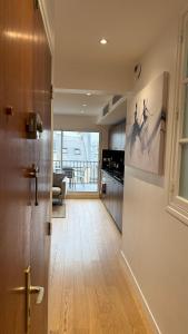 Apartment with exclusive terrace - Le Marais