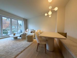 Appartement de luxe dans le centre de Knokke pour 4 by La Conciergerie