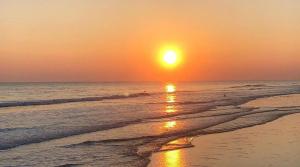 3 Bed House - Sleeps 6 - Parking - Wifi