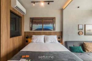 Studio c varanda em prédio c piscina URB1406