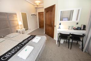 CIENISTA 7 APARTMENTS