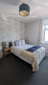 Buile Hill Holiday Flats