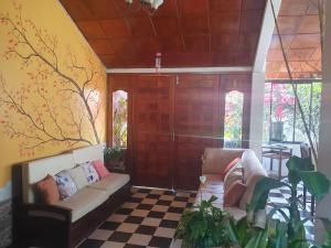 Casa Familiar con Jardin