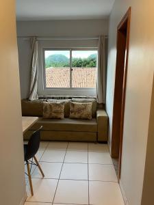 Flat Golden Dolphin Express