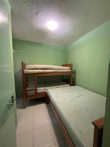 casa em carneiros - 200 metros da praia