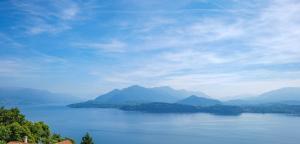 Infinity-Pool Belgirate