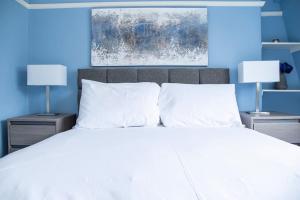 Elegant 4-Bed Apartment in Pimlico - Loco