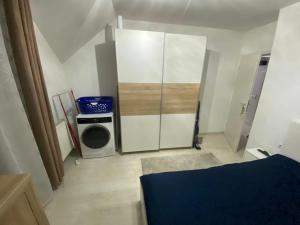 Apartament Modern cu balcon și parcare gratuită