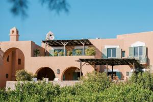 Beachfront Majestic Villa