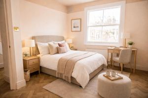 Elegant Newly Renovated Apartment - Notting Hill