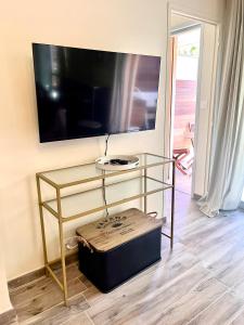 Sanary centre charmant studio 28m2 avec jardin parking privé