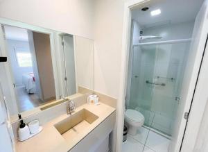 Flat Moderno com Piscina Infinita na Cobertura