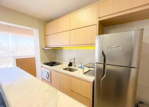 Flat Moderno com Piscina Infinita na Cobertura