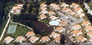 Maisonnette Les Mathes - piscine - Tennis - 4 pers