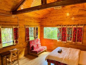 The #Happylife Experience Deluxe Bungalow!