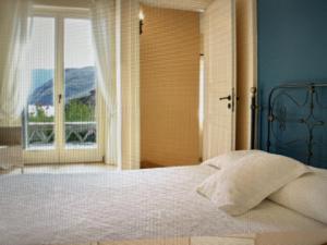 Horizon Beach House by Andros Villas Collection