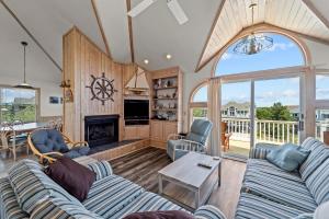 3945 - Sea Lodge II