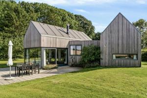 Architect-Designed House Near Dyngby Beach
