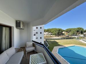 Vilamoura Charming 2 With Pool by Homing