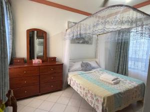 Modern 1 Br Apartment near Nyali Cinemax with AC Hot water