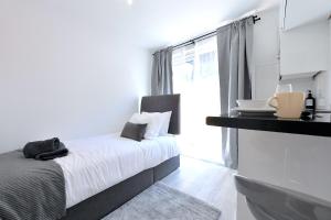 Stylish Studios by Luxestays Fulham