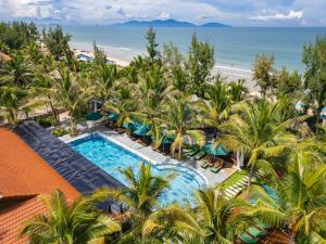 Hoianbang Beach Front Villa and Restaurant