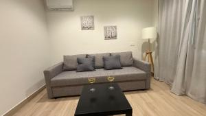 APARTAMENTOS MADRESELVA