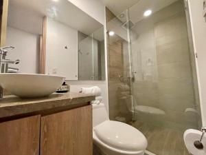 Luxury Apt I Views, Sauna, Gym near Unicentro