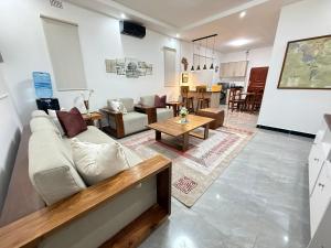 Samash village 3 bedroom emerald