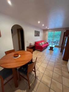 Apartamento dos habitaciones con vistas al campo de golf