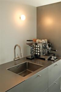 Modern Apartment with Stunning Sea View