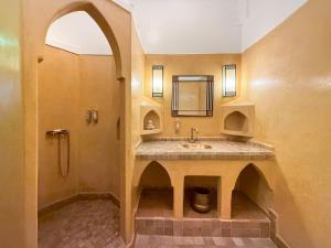 RIAD ABDA - PRIVATIF - Piscine Chauffée au Cœur de la Médina - KASBAH