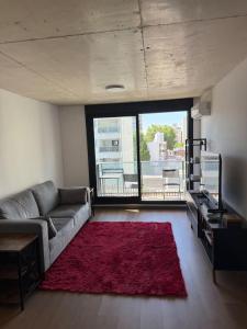 Moderno 2 dormitorios a pasos de MVD Shopping- WTC