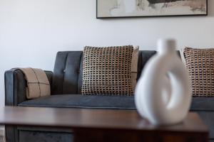 Elegant 4-Bedroom Apartment in Chelsea