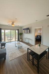 Luxury 2BR Condo Steps from UAB Campus 05