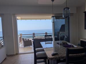 1452 Ocean Front 2 bedroom