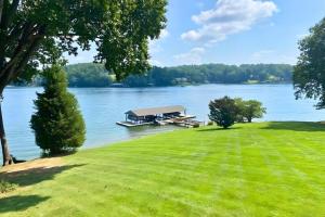 Lakefront Moneta Home with Kayaks and Dock