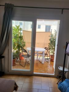 Apartamento Victoria, 300 m de la playa y de parking publico en la playa,100 m centro