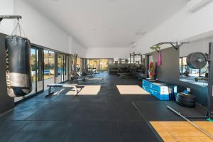 Gorgeous 2 Bedroom in Ballito Village 406