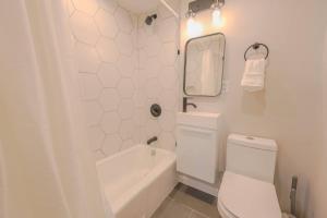 Stunning Back Bay Studio Apartment