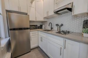 Stunning Back Bay Studio Apartment