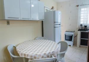 Casa c Churrasqueira perto da Praia do Pereque Acu