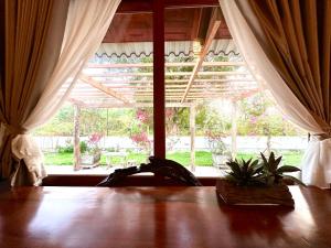 Luxury Private Wood & Stone Bungalow Phu Quoc
