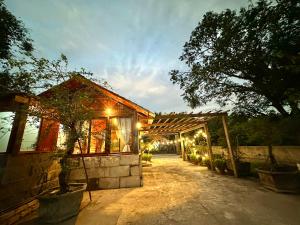 Luxury Private Wood & Stone Bungalow Phu Quoc