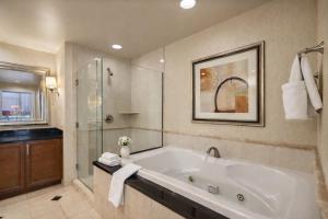 MGM Signature Tower 2 8th Floor 1BR Strip View Balcony No Resort Fee