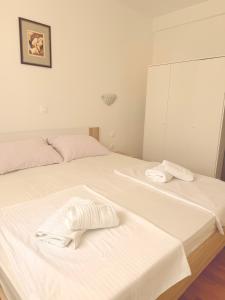 Apartments Niko Novalja