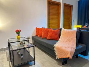 Cozy & Modern Apartment Near Everything