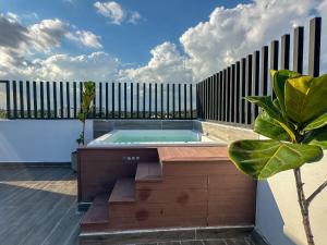 Cozy & Modern Apartment Near Everything