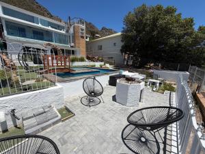 Kiwara at C, Gordons Bay